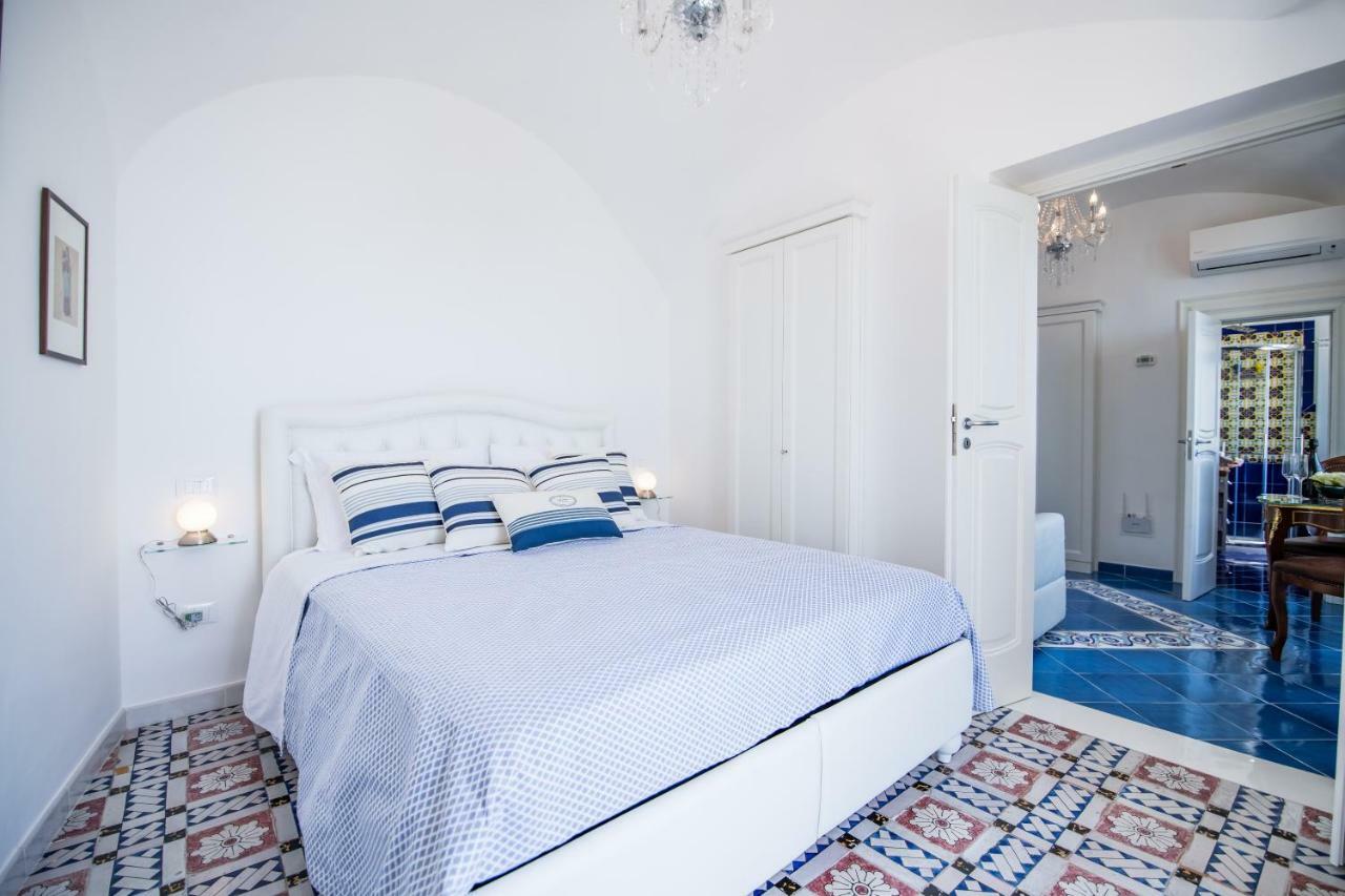 Suite Picasso Амальфи Экстерьер фото